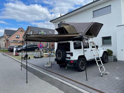 Weiß Gebraucht 2015 Jeep Wrangler Sahara SUV | 31.900 € (Etwas zu teuer)