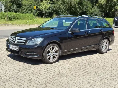 Gebraucht Mercedes C220 170 PS (125 kW) 2013 Schwarz Limousine