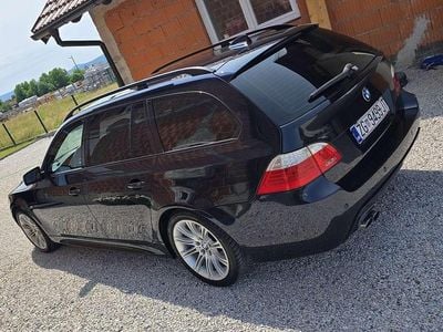 Gebraucht BMW 530 Sport Line 330 PS (242 kW) 2009 Schwarz Kombi