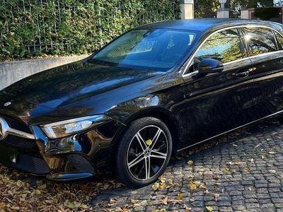 Gebraucht Mercedes A180 Edition 136 PS (100 kW) 2021 Schwarz Limousine