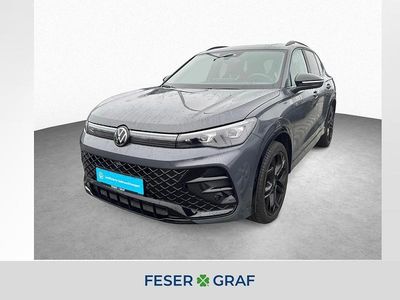 Gebraucht VW Tiguan R-line 193 PS (141 kW) 2024 Delfingrau metallic SUV