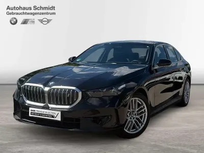 Gebraucht BMW i5 250 kW (340 PS) 2024 Saphirschwarz Limousine