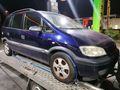 gebraucht Opel Zafira Zafira1.8 16V EditionKlimaAHK7 SitzerBenziner