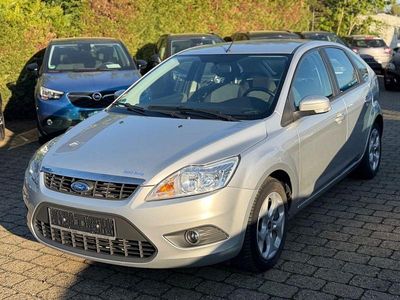 Second-hand Ford Focus Style 101 CP (74 kW) 2011 Argintiu Berlinǎ