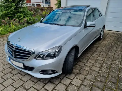 Gebraucht Mercedes E300 204 PS (150 kW) 2013 Silber Limousine
