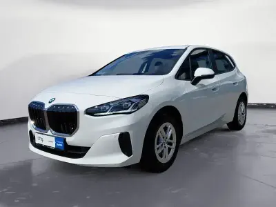 Gebraucht BMW 218 Active Tourer Luxury Line 136 PS (100 kW) 2023 Weiß Van / Kleinbus