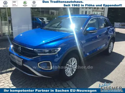 Gebraucht VW T-Roc Cabriolet Life 150 PS (110 kW) 2025 Ravennablau metallic SUV