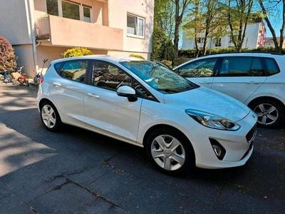 Gebraucht Ford Fiesta Cool & Connect 75 PS (55 kW) 2020 Weiß Kleinwagen