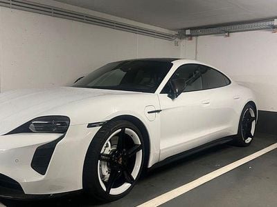 Second-hand Porsche Taycan 300 kW (408 CP) 2021 Alb Coupe