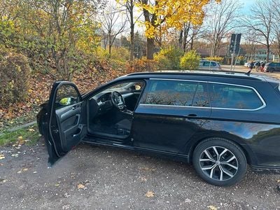 Gebraucht VW Passat 150 PS (110 kW) 2017 Schwarz Kombi