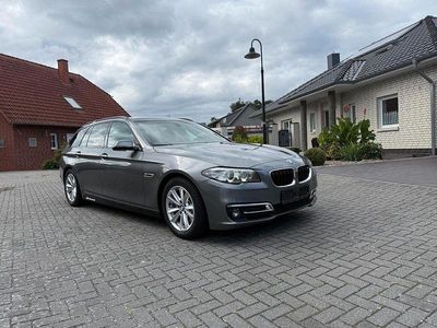 Schwarz Gebraucht 2014 BMW 520 Performance Kombi | 10.590 € (Fairer Preis)