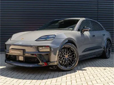Neu Porsche Macan 419 kW (571 PS) 2026 Grau SUV