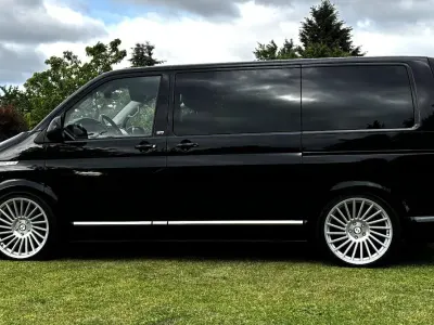 Gebraucht VW Multivan Generation Six 204 PS (150 kW) 2021 Schwarz Van / Kleinbus