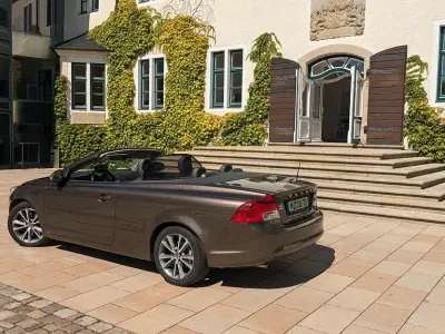 Gebraucht Volvo C70 Summum 150 PS (110 kW) 2012 Braun Cabrio