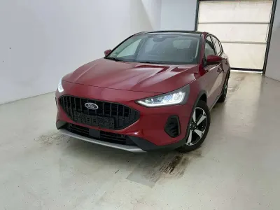 Gebraucht Ford Focus Active X 155 PS (114 kW) 2025 Fantastic red tc Kleinwagen