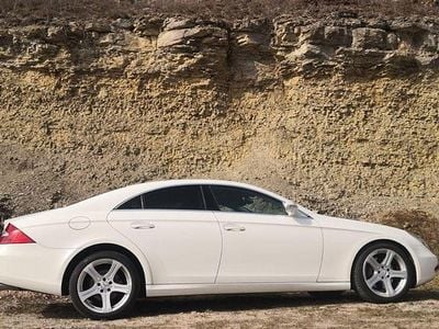 Usata Mercedes CLS350 272 CV (200 kW) 2006 Bianco Coupé