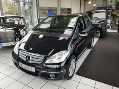 gebraucht Mercedes A180 AVANTGARDE AUT SHZ PDC