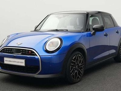 Occasion Mini Cooper S Favoured 204 PK (150 kW) 2024 Blauw Hatchback