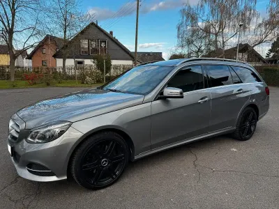 Gebraucht Mercedes E350 Avantgarde 252 PS (185 kW) 2013 Silber Kombi