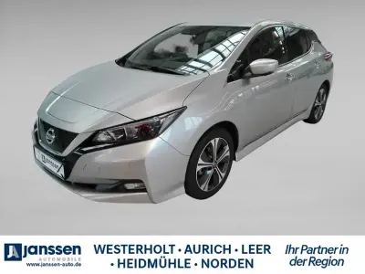 Gebraucht Nissan Leaf N-Connecta 110 kW (150 PS) 2022 Silber Kleinwagen
