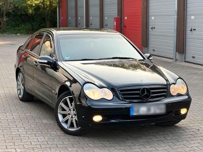 Mercedes C180