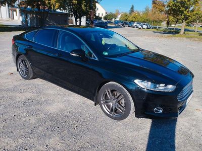 Gebraucht Ford Mondeo Titanium 185 PS (136 kW) 2018 Schwarz Limousine