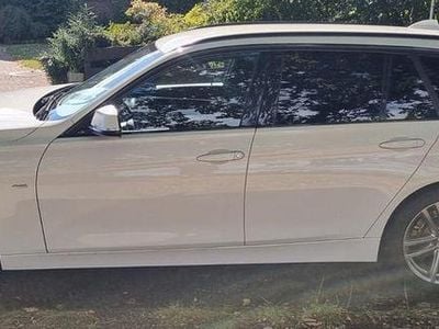 Gebraucht BMW 320 Sport Line 190 PS (139 kW) 2018 Weiß Kombi
