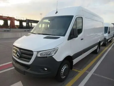 Neu Mercedes Sprinter 190 PS (139 kW) 2026 Weiß Van
