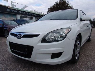 Gebraucht Hyundai i30 Edition+ 109 PS (80 kW) 2009 Weiß Limousine