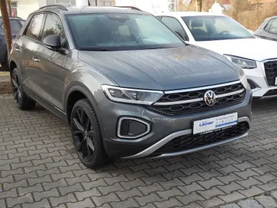 Neu VW T-Roc Cabriolet Style 150 PS (110 kW) 2026 Indiumgrau metallic SUV