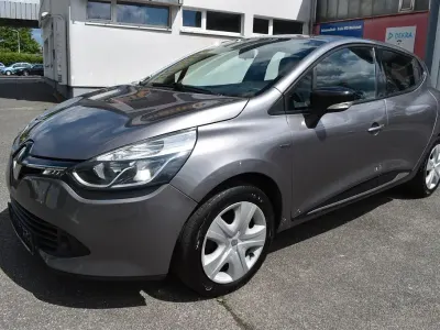 Brugt Renault Clio IV LIMITED 90 HK (66 kW) 2015 Grå Sedan