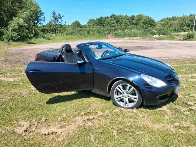 Gebraucht Mercedes SLK350 282 PS (207 kW) 2005 Blau Cabrio