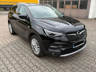 Gebraucht Opel Grandland X Business Innovation 224 PS (164 kW) 2020 Schwarz SUV