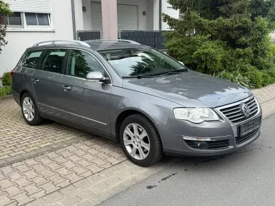Second-hand VW Passat Highline 150 CP (110 kW) 2005 Gri Berlinǎ