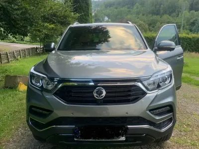 Usata SsangYong Rexton Sapphire 181 CV (133 kW) 2017 Grigio SUV