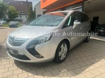 Gebraucht Opel Zafira Tourer Style 165 PS (121 kW) 2016 Silber Van / Kleinbus