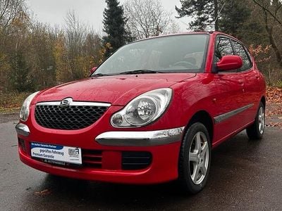 Gebraucht Daihatsu Sirion 80 PS (58 kW) 2005 Rot Kleinwagen