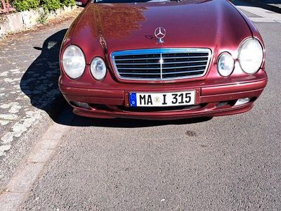 Second-hand Mercedes CLK200 136 CP (100 kW) 2000 Roșu Coupe