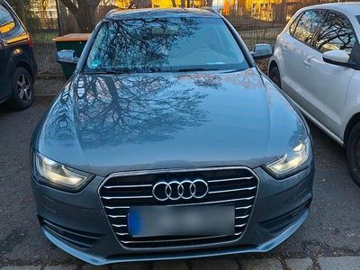 Gebraucht Audi A4 S-Line 150 PS (110 kW) 2015 Grau Kombi