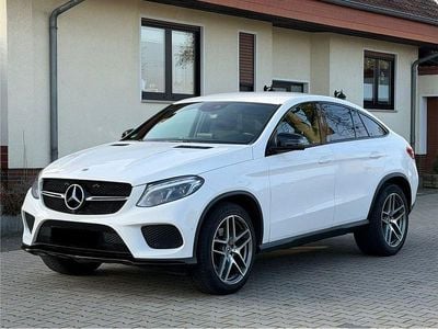 Weiß Gebraucht 2018 Mercedes GLE350 AMG line SUV | 42.600 € (Fairer Preis)