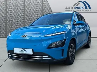 Gebraucht Hyundai Kona Select 150 kW (204 PS) 2023 Blau SUV