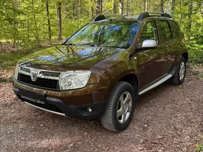 Usata Dacia Duster Lauréate 107 CV (78 kW) 2012 Marrone SUV