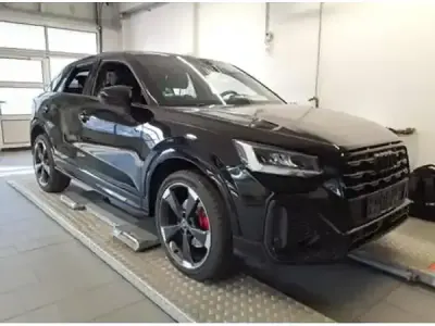Używany Audi Q2 S-Line 150 KM (110 kW) 2023 Czarny SUV