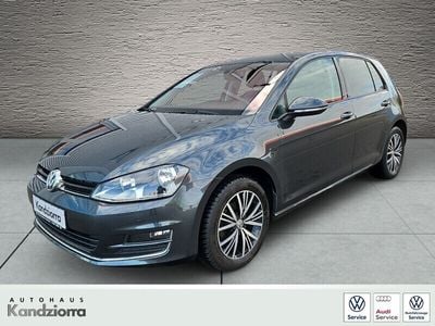 Grau Gebraucht 2016 VW Golf VII Allstar Kleinwagen | 14.990 € (Fairer Preis)