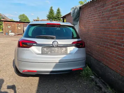 Gebraucht Opel Insignia 136 PS (100 kW) 2015 Silber Kombi