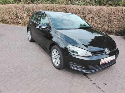 Gebraucht VW Golf VII Comfortline 122 PS (89 kW) 2013 Ebenholzschwarz Kleinwagen