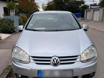 VW Golf V