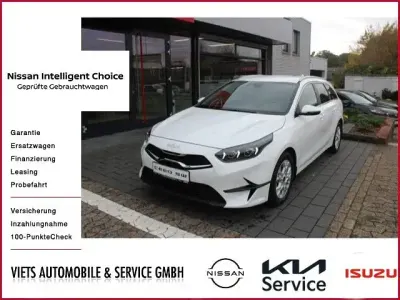 Gebraucht Kia Ceed Sportswagon LX 140 PS (102 kW) 2024 Hw2 deluxeweiß metallic Kombi