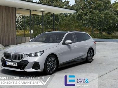 Gebraucht BMW 550e M Sport 489 PS (359 kW) 2025 Brooklyn grau Kombi