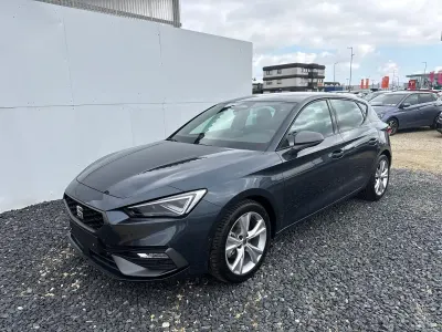 Neu Seat Leon FR 150 PS (110 kW) 2026 Magnet grau s7s7 Limousine